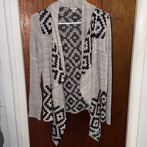 Women’s Cardigan – Size Small – Gray & Black - Picture 1 of 4